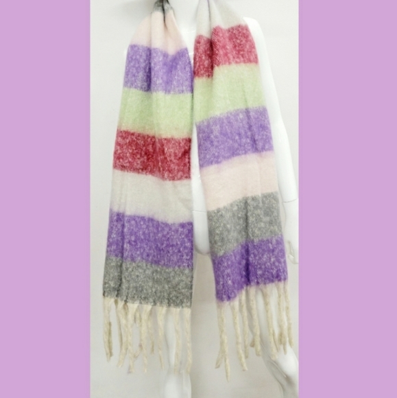 Oversized Long Winter Fringe Scarf Berry Shades of Purple new - Picture 3 of 3